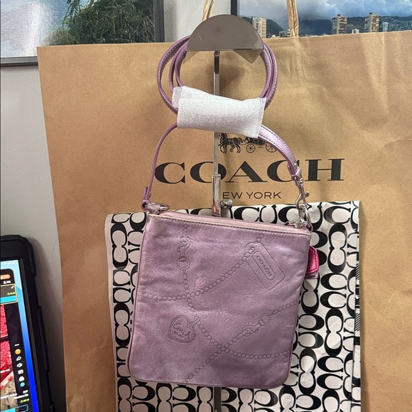 Coach Y2K limited edition Pink and Purple Heart Crossbody Bag - Picture 6 of 17